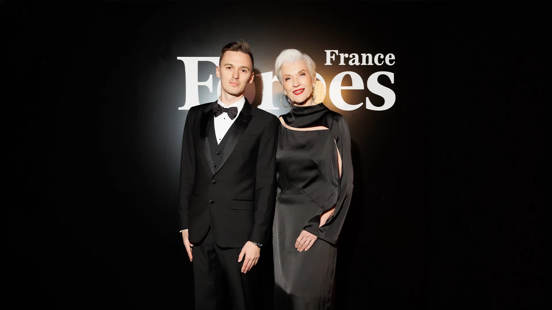 Respology client with Maye Musk at a Forbes France event